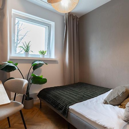 Apartamento Warsaw Concierge Kinowa Gardens Exterior foto